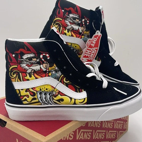 Vans Men’s High-Top Sneakers - Black Red Sk8-HiSanta Flame BlackVN0A4BVTBLK